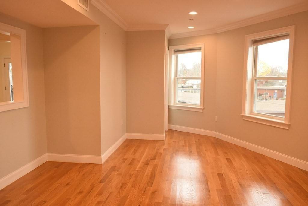 Boston, MA 02122,1664 Dorchester Ave #1