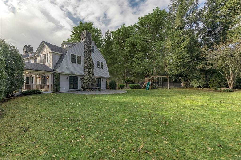 Newton, MA 02467,9 Woodman Road