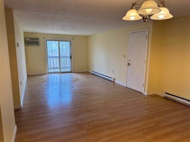 Dracut, MA 01826,144 Thissell Ave #10
