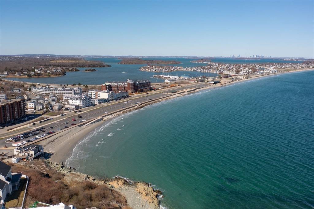 Hull, MA 02045,19 Oceanside Drive #19