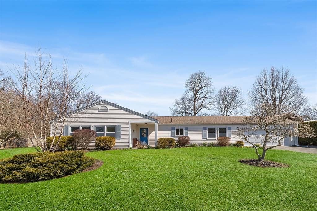 Dartmouth, MA 02748,411 Gulf Rd W
