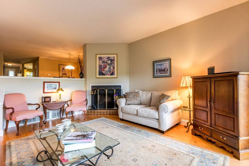 5 Riverview Ave #C Mashpee, MA 02649