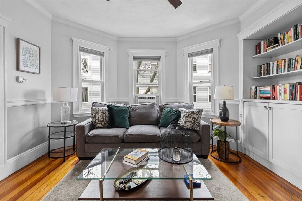 102-A Grant St #102A Somerville, MA 02145