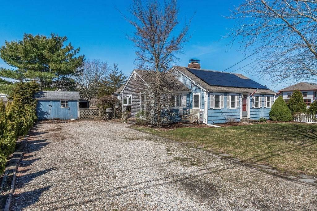 Dennis, MA 02639,41 Edwards Ave