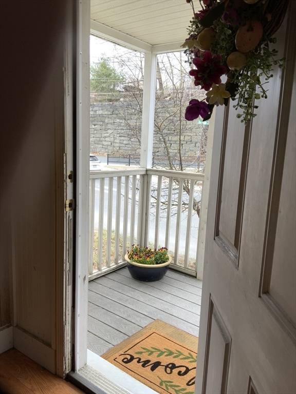 Greenfield, MA 01301,88 Deerfield St