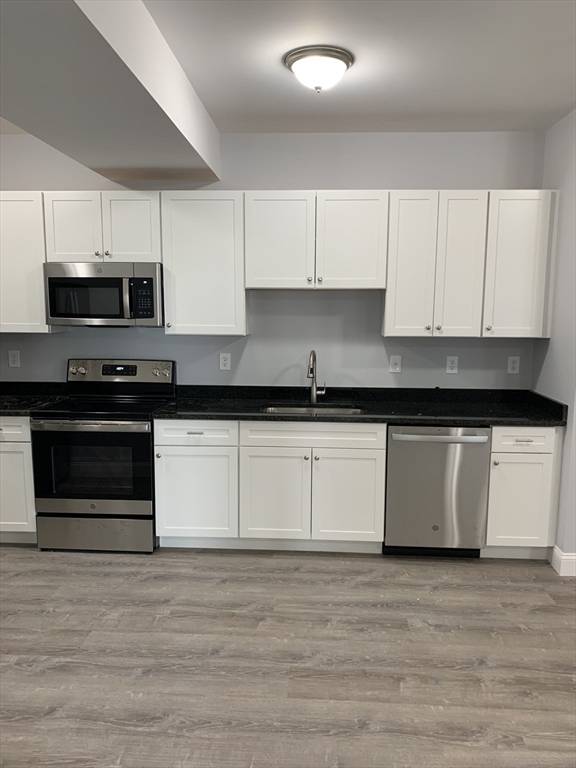 Lynn, MA 01905,34 Morris St #307