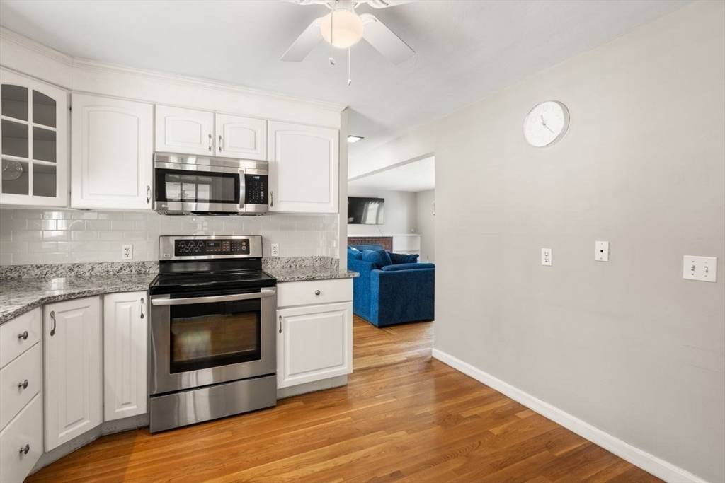 Holden, MA 01520,158 Holden St