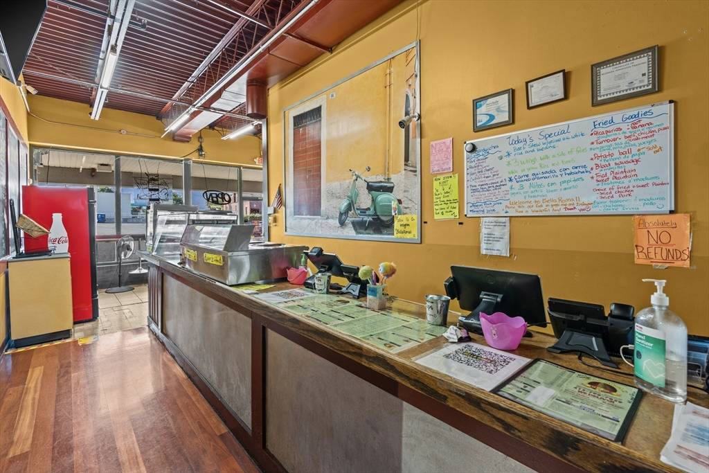 1060 Wilbraham Rd Springfield, MA 01109