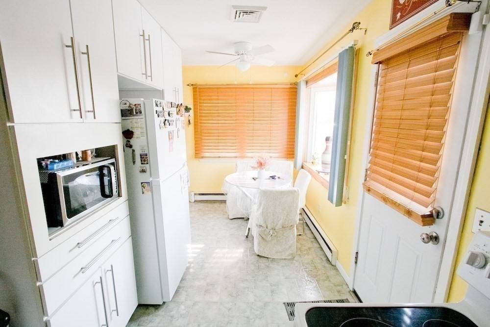 29 Lamont St Springfield, MA 01119