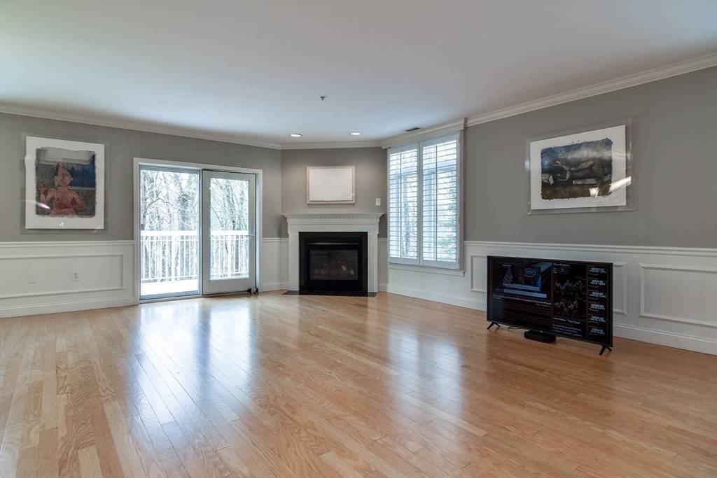 Sudbury, MA 01776,20 Northwood Dr #203