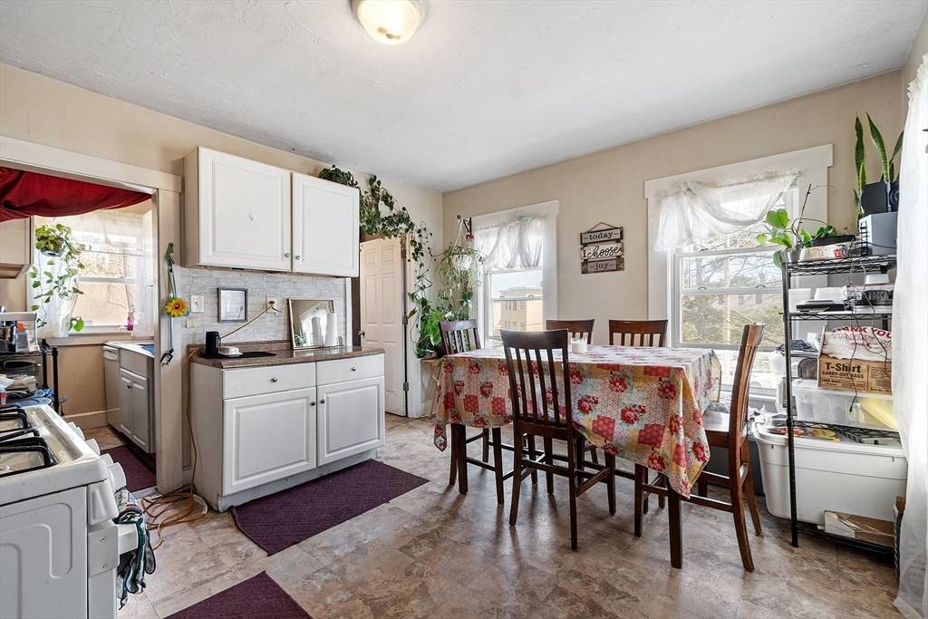219 Charles Fitchburg, MA 01420