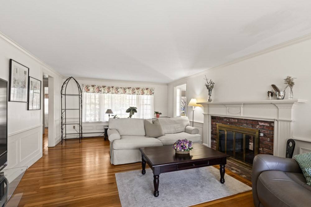 56 Fairwood Rd Yarmouth, MA 02664