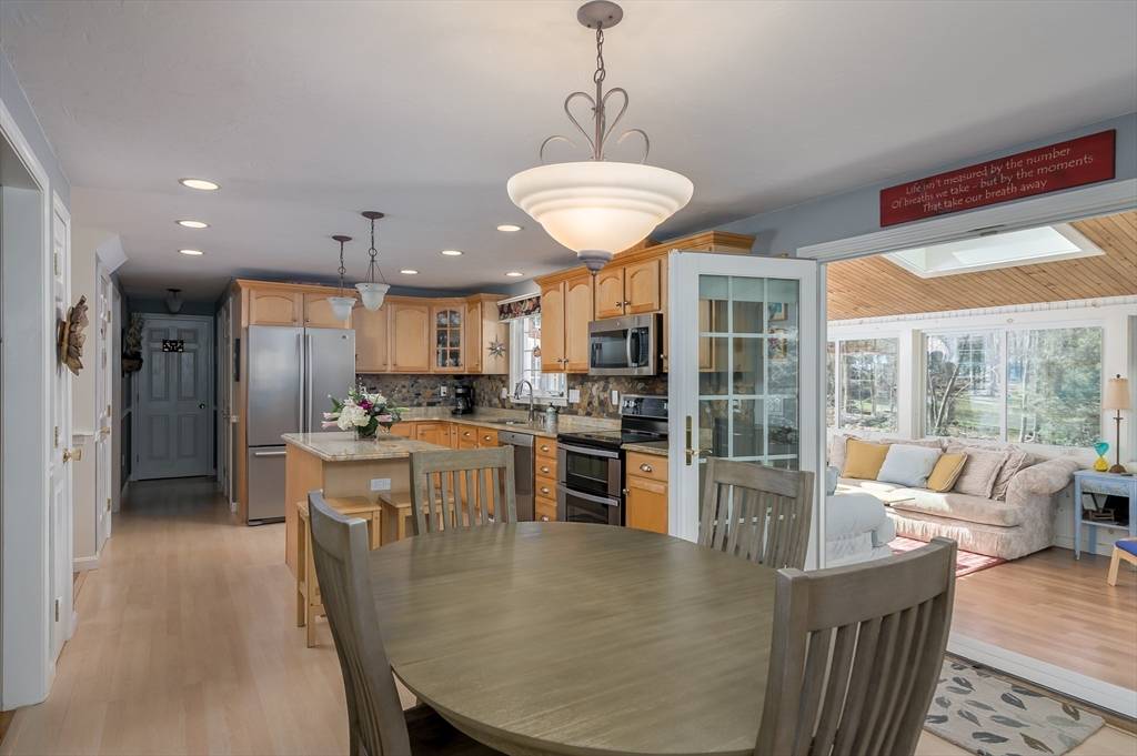 7 Basswood Circle Holden, MA 01520