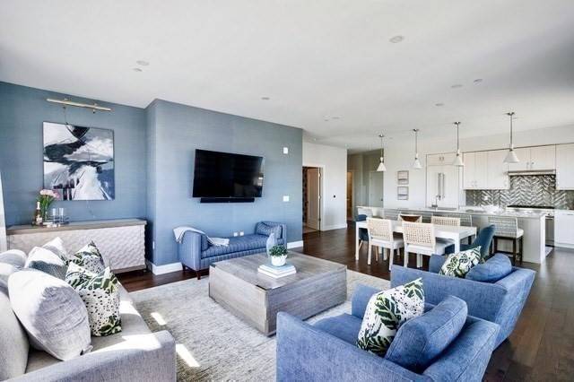 Hingham, MA 02043,10 Shipyard Drive #402