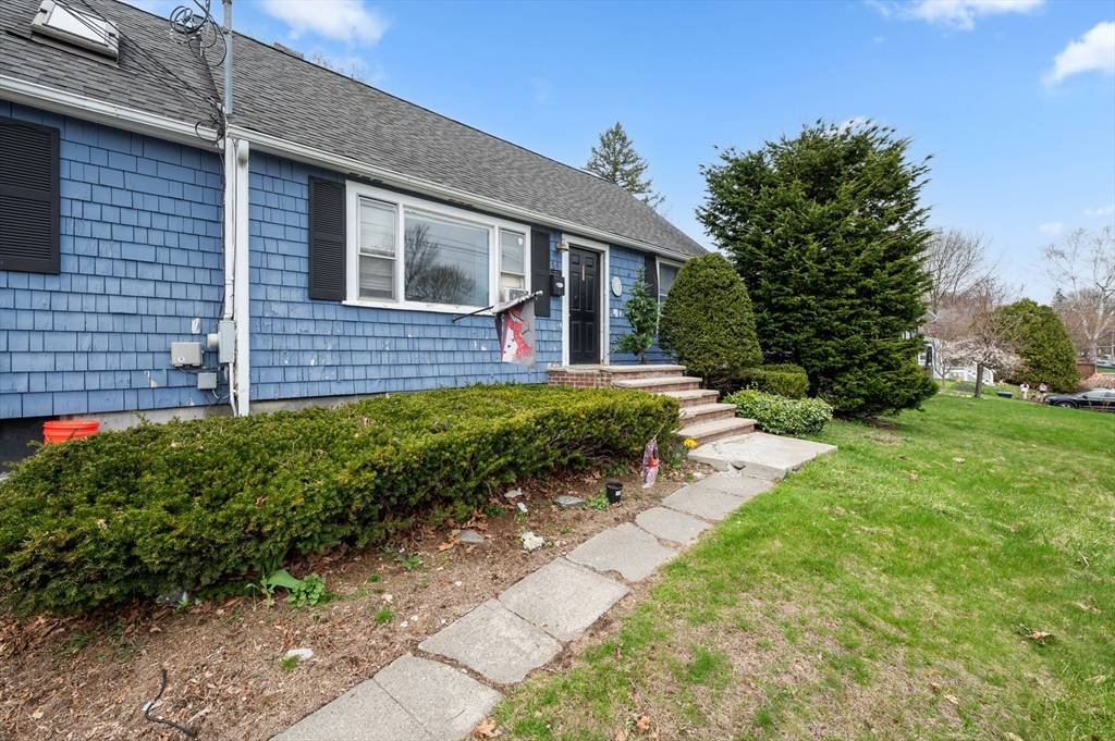 Shrewsbury, MA 01545,66 Francis Ave