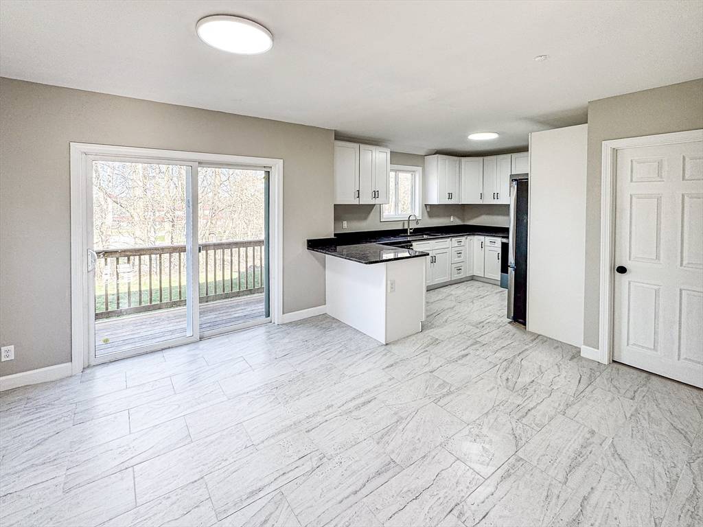Southbridge, MA 01550,20 Marjorie Ln