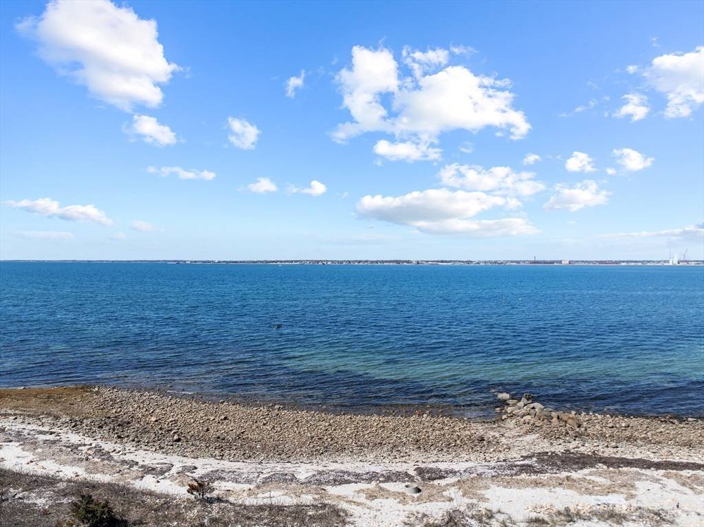 2 Windward Way Fairhaven, MA 02719