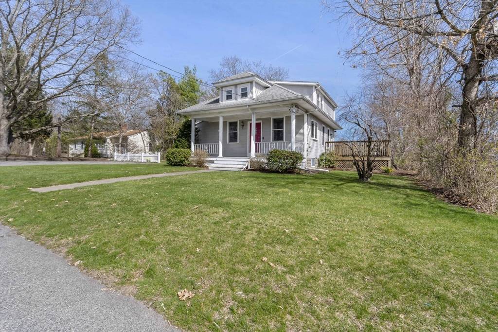 Seekonk, MA 02771,31 Bloomfield St
