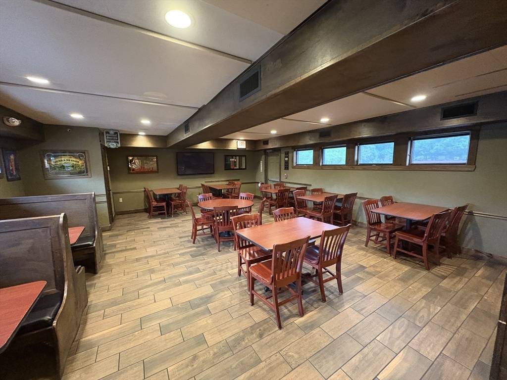 Hudson, MA 01749,29 South Street