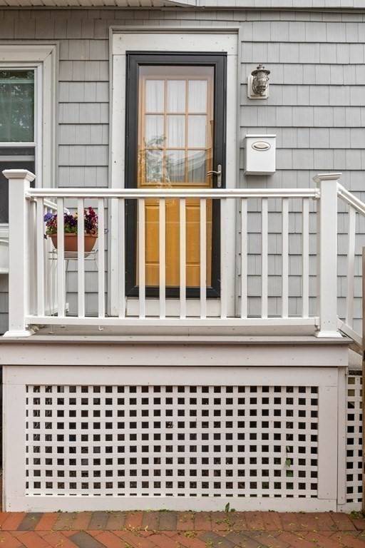 Nahant, MA 01908,17 Maple Avenue