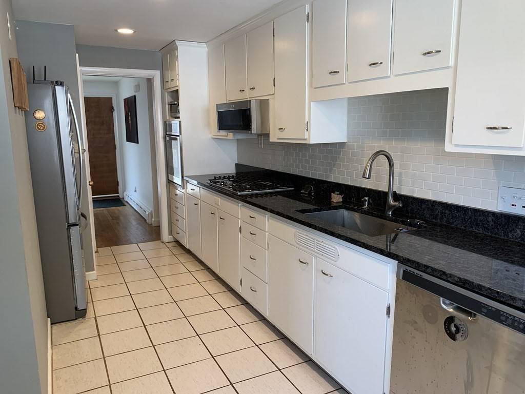 Waltham, MA 02451,53 Hawthorne Rd.