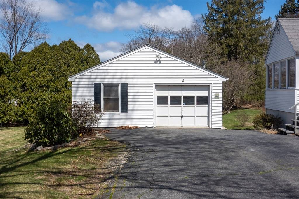 Westborough, MA 01581,17 Fisher St
