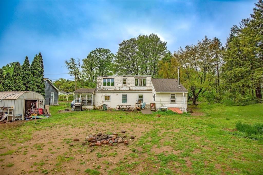 Southwick, MA 01077,8 N Longyard Rd