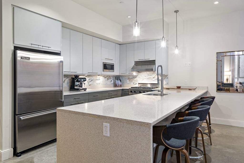 Boston, MA 02118,30 Union Park St #205
