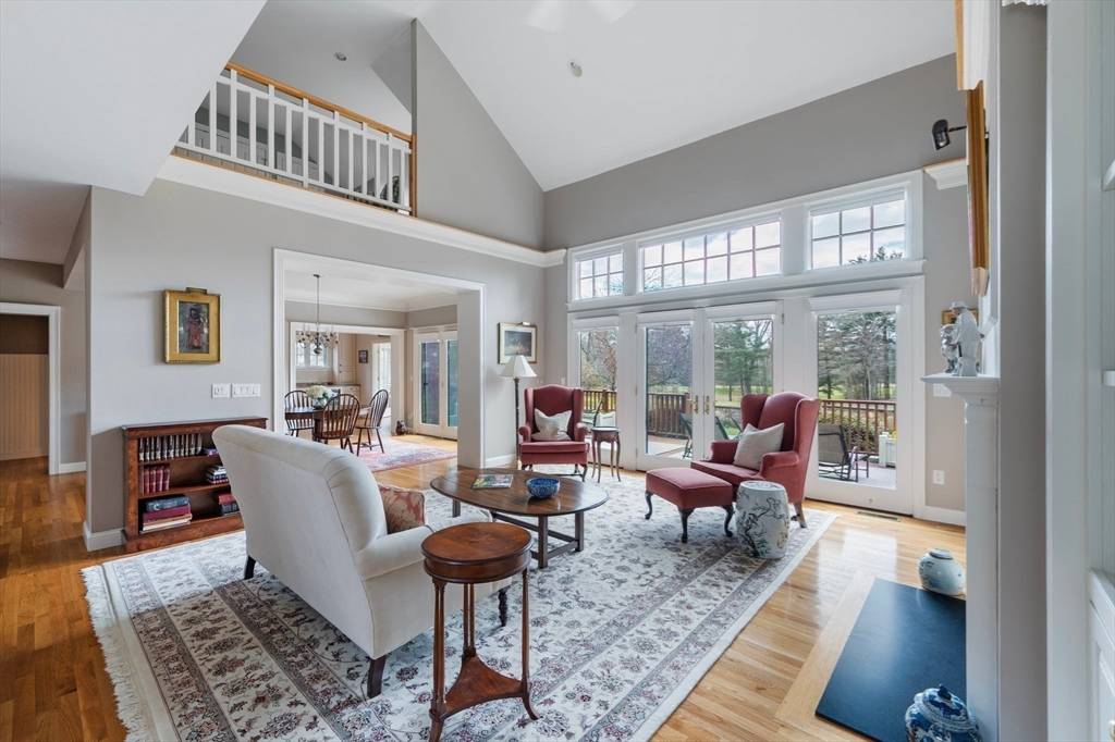 73 Clubhouse Drive #73 Hingham, MA 02043