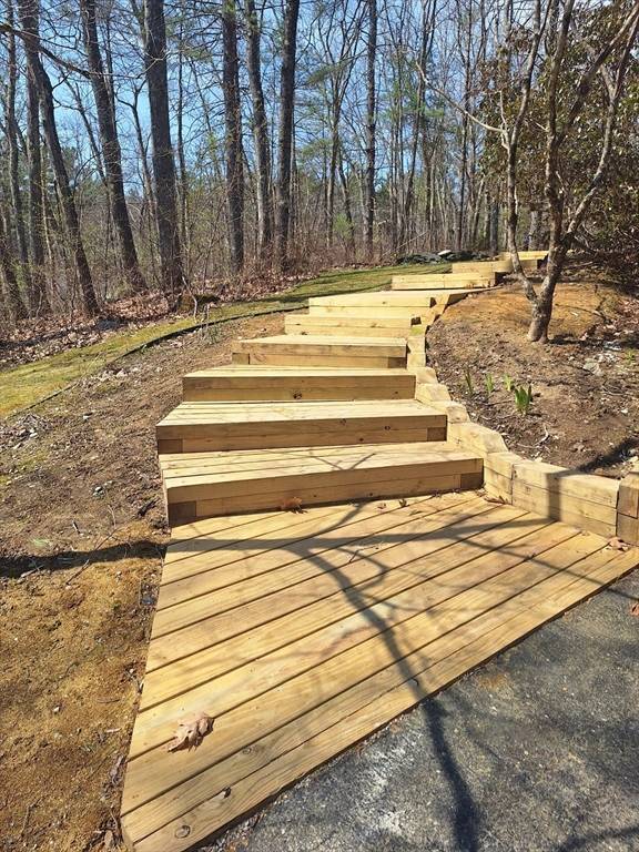 Princeton, MA 01541,260 Hubbardston