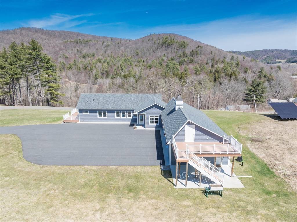 Colrain, MA 01340,2 Herzig Ln