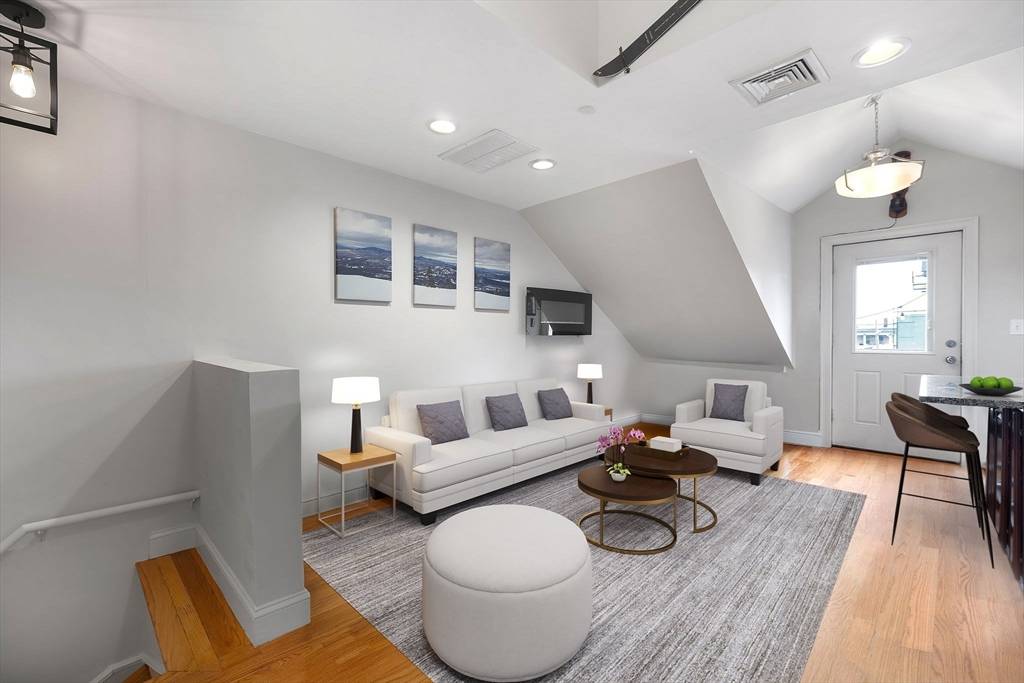Boston, MA 02128,110 Chelsea St #3