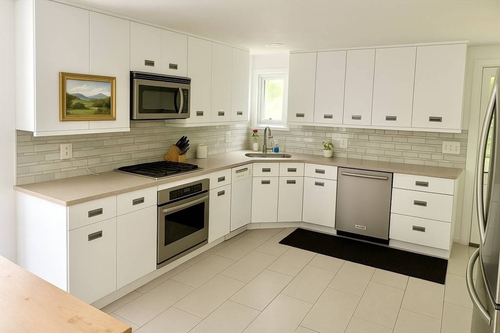 Wellesley, MA 02481,94 Rice St
