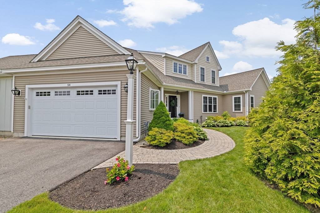 Plymouth, MA 02360,54 Sunflower Way