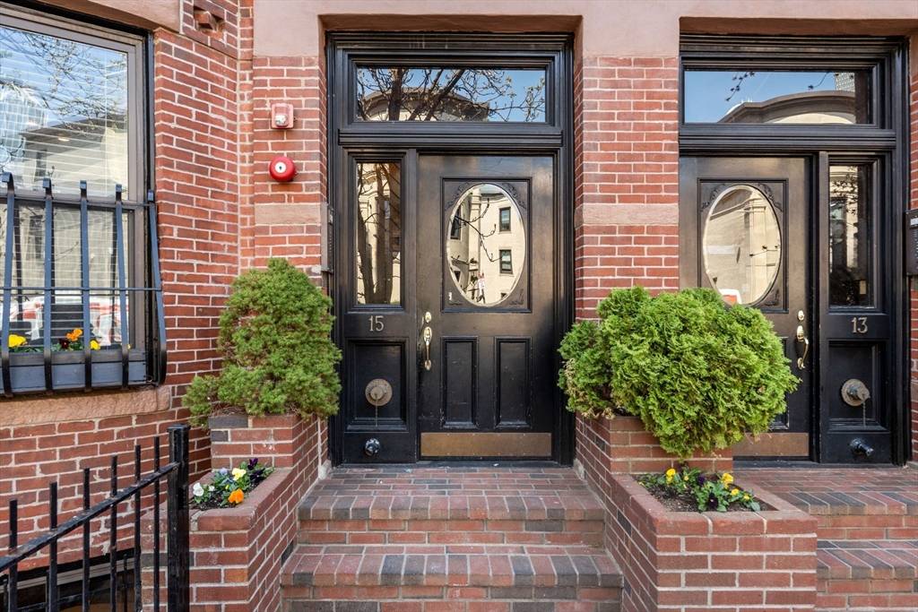 Boston, MA 02115,15 Albemarle St #5