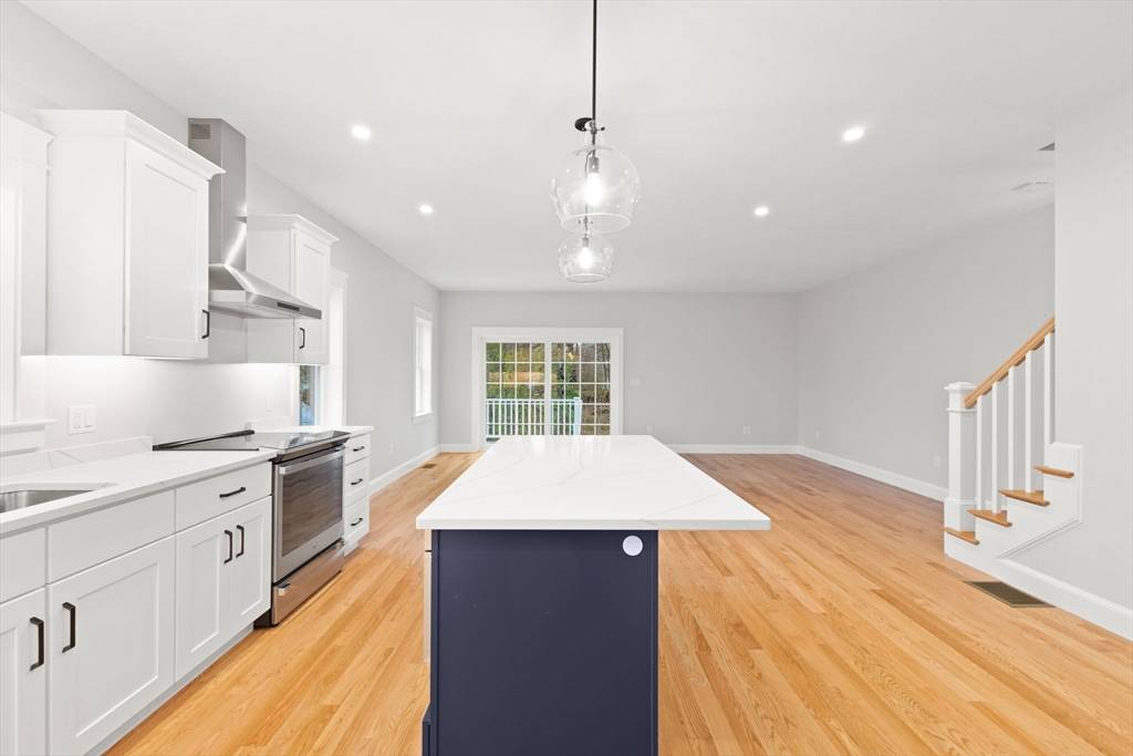 Bridgewater, MA 02324,37 Leonard St #37