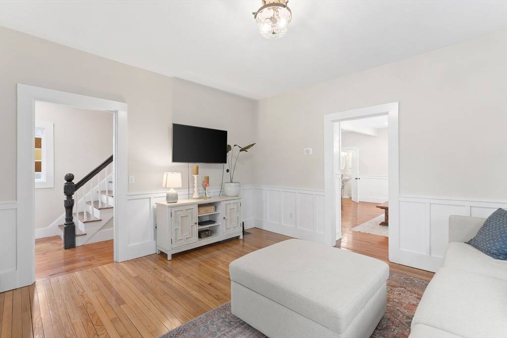 Plainville, MA 02762,143 W Bacon St
