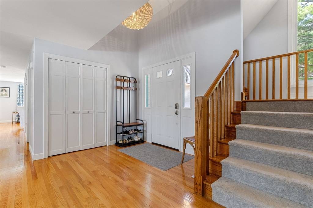 Pembroke, MA 02359,56 Country Club Cir