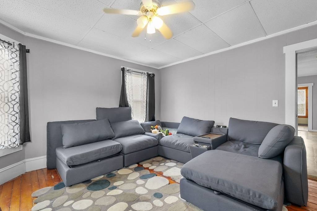 Fall River, MA 02721,146 Hunter St