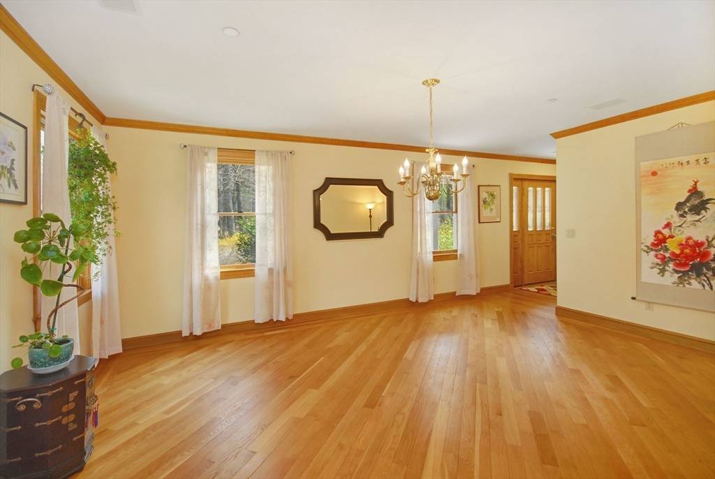 Acton, MA 01720,17 Wyndcliff Drive