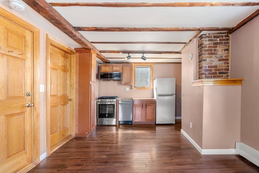 226 Bunker Hill St Boston, MA 02129
