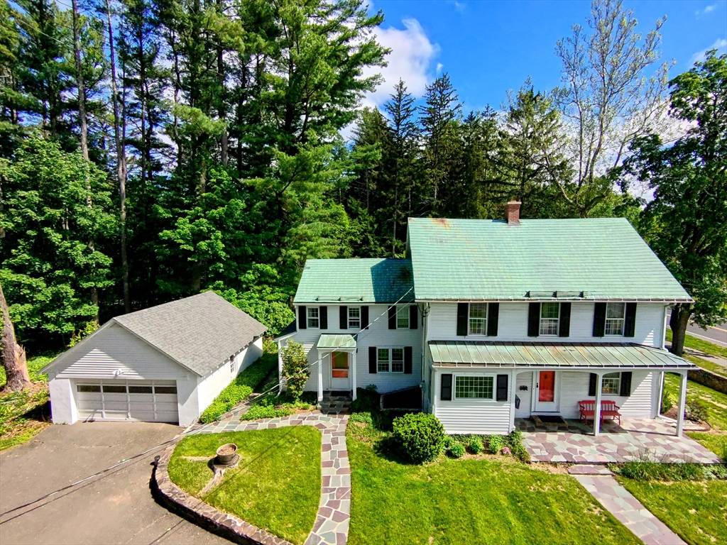 South Hadley, MA 01075,32 Woodbridge St