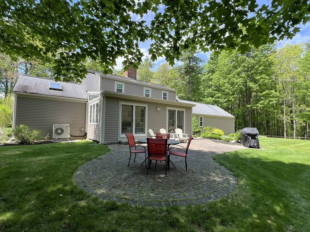 Pepperell, MA 01463,27 Bayberry St