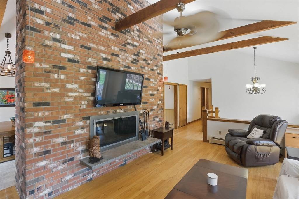 Pepperell, MA 01463,61 1/2 Heald St
