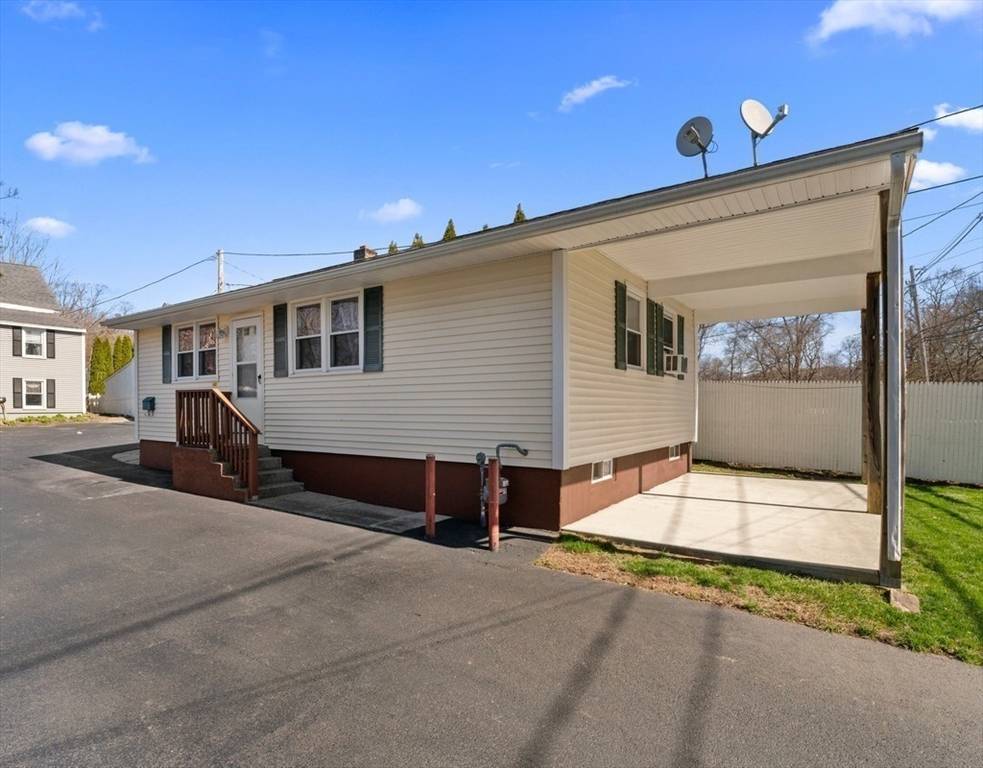 Millbury, MA 01527,41 Riverlin St
