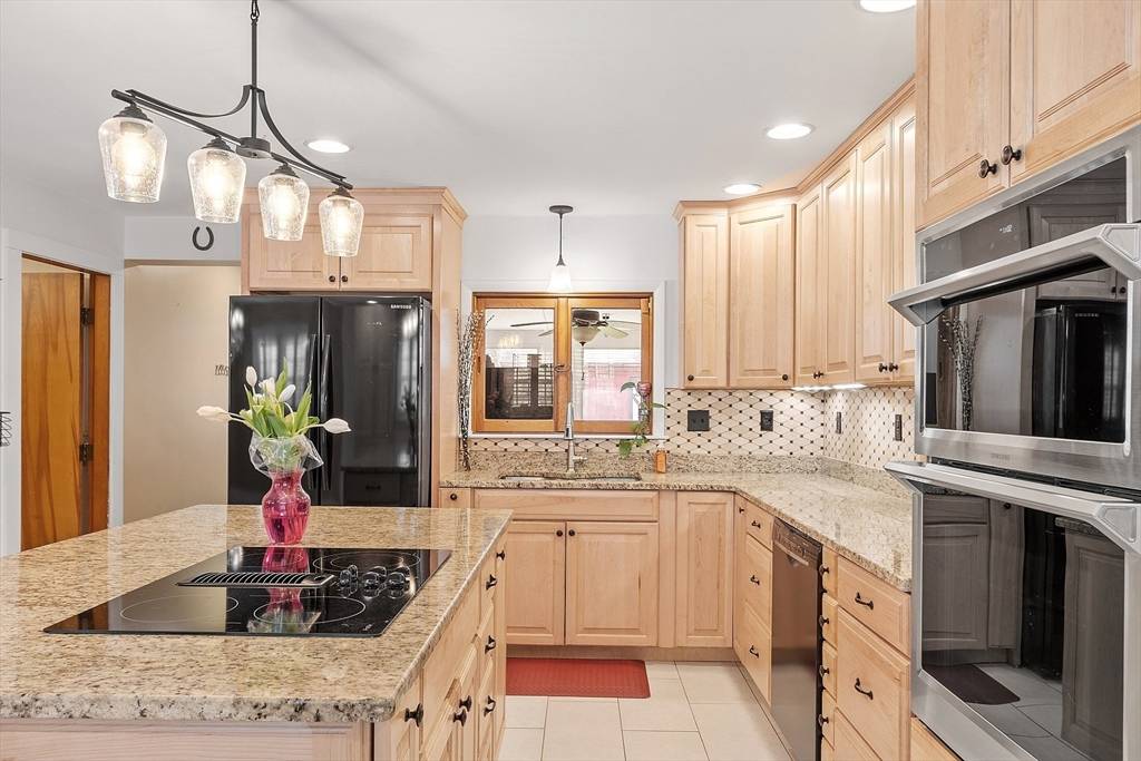 Haverhill, MA 01830,173 Middle Road