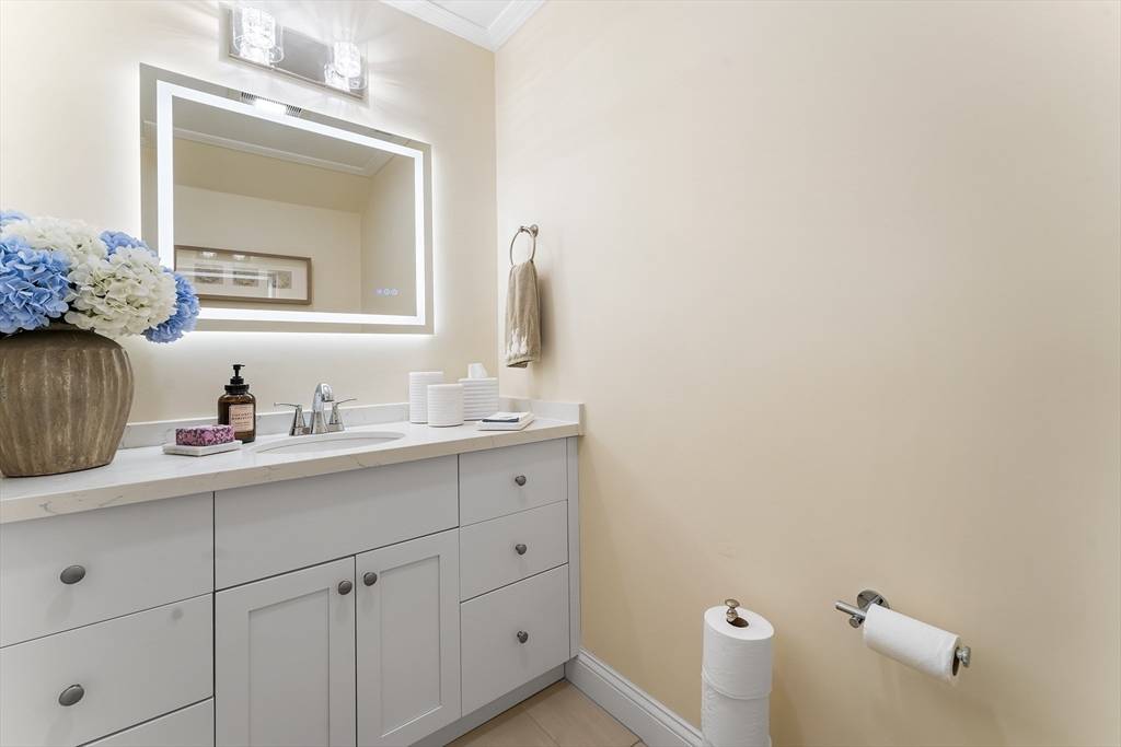 70 Endicott St #1106 Norwood, MA 02062