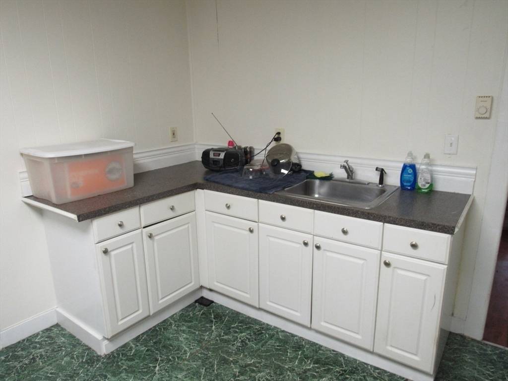 Leominster, MA 01453,50 Summer St