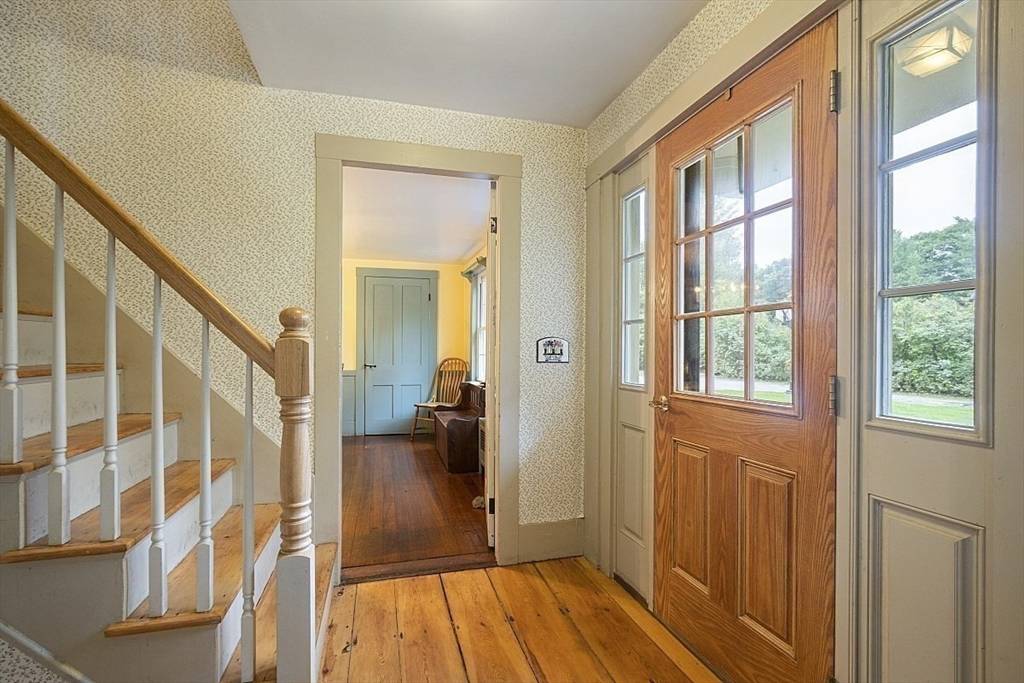200 Lake Rd Ashburnham, MA 01430