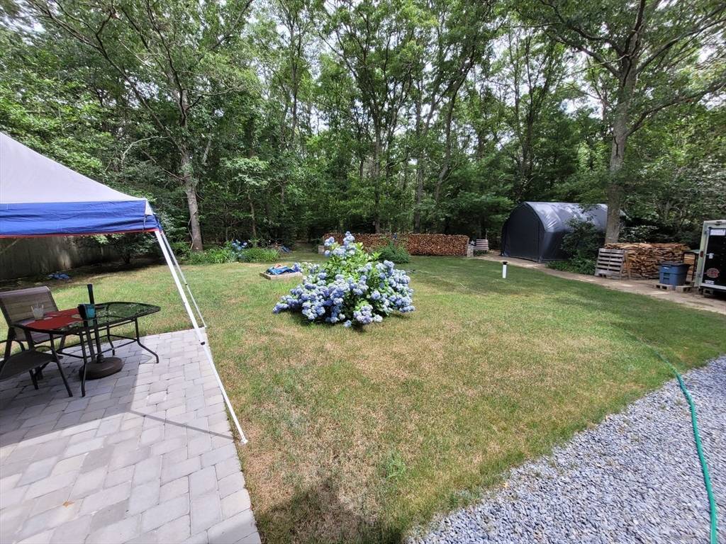 92 Santuit Pond Road Mashpee, MA 02649